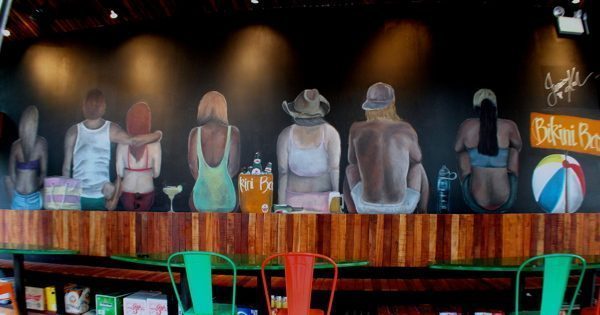 vẽ trành tường quán cafe